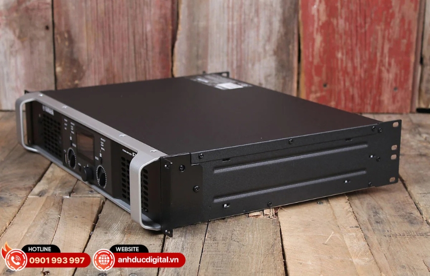 Amplifier Yamaha PX8 có độ trễ thấp và độ chính xác cao