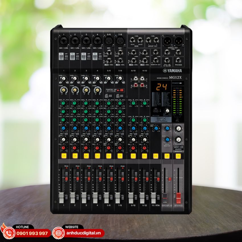 bàn trộn Yamaha MG12X CV trang bị 1-Knob Compressor tiện lợi