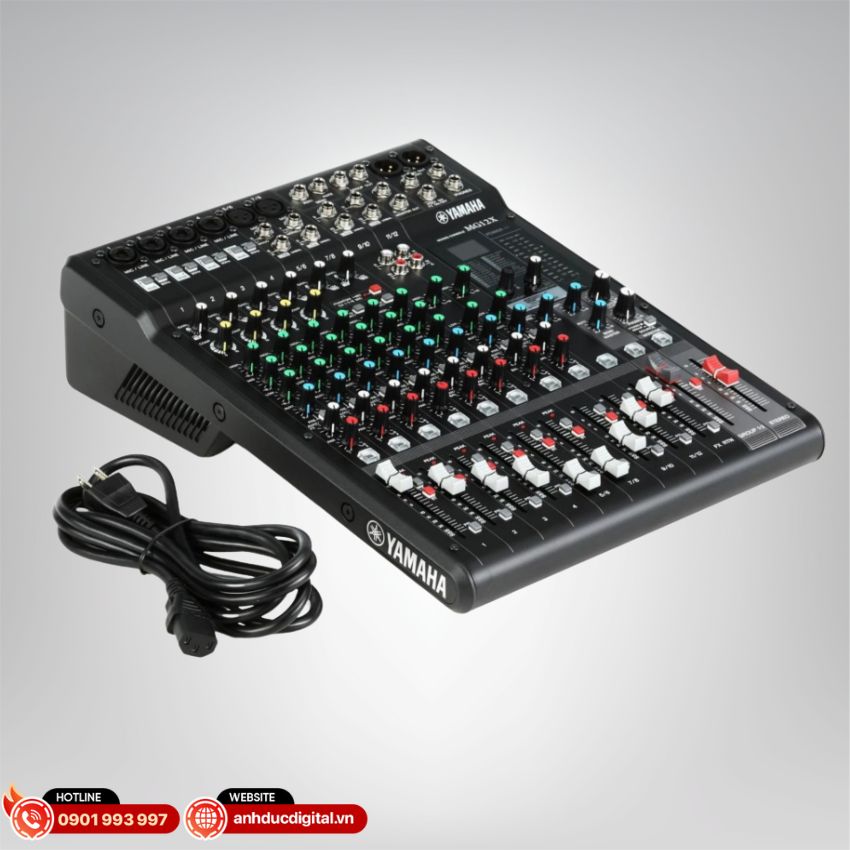 mixer Yamaha MG series MG12X CV trang bị hệ thống LED