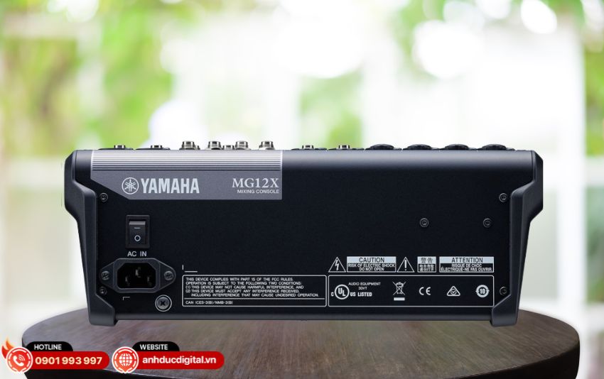 Khả năng kết nối đa dạng với Mixer Yamaha MG12X