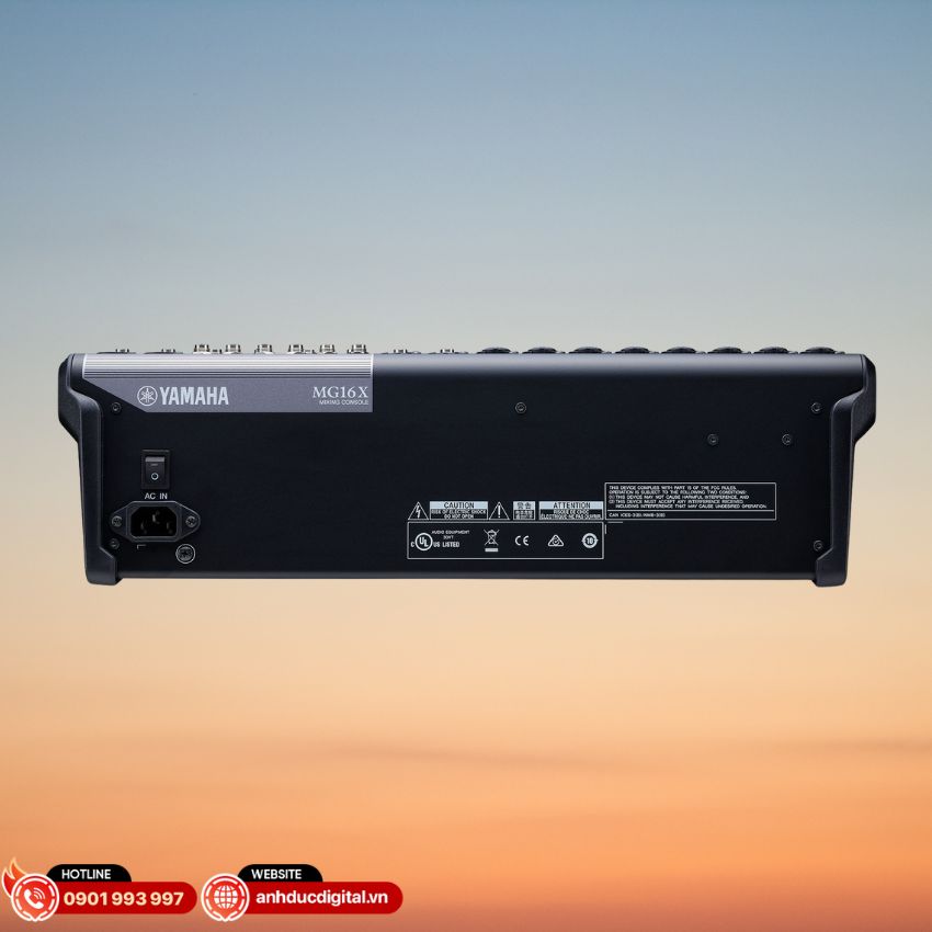 Mixer Yamaha MG16X CV sử dụng XLR balanced output
