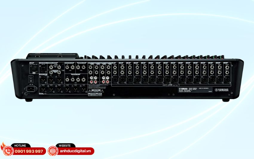 Yamaha MGP24X hỗ trợ kết nối trực tiếp iPod/iPhone