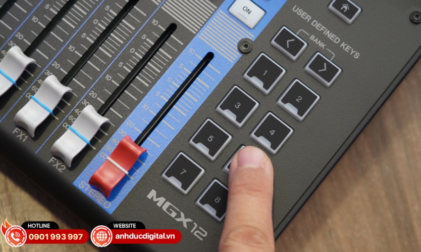 Mixer Yamaha MGX12 được trang bị hệ thống pad t&ugrave;y chỉnh
