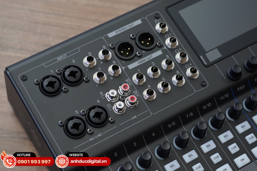 Mixer Yamaha MGX12 được trang bị hệ thống kết nối đa dạng