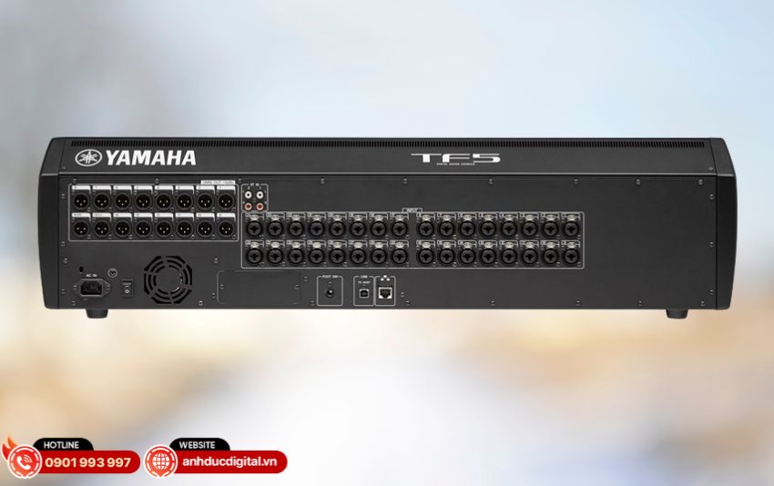 Điều khiển không dây qua ứng dụng TF StageMix trên iPad và TF MonitorMix