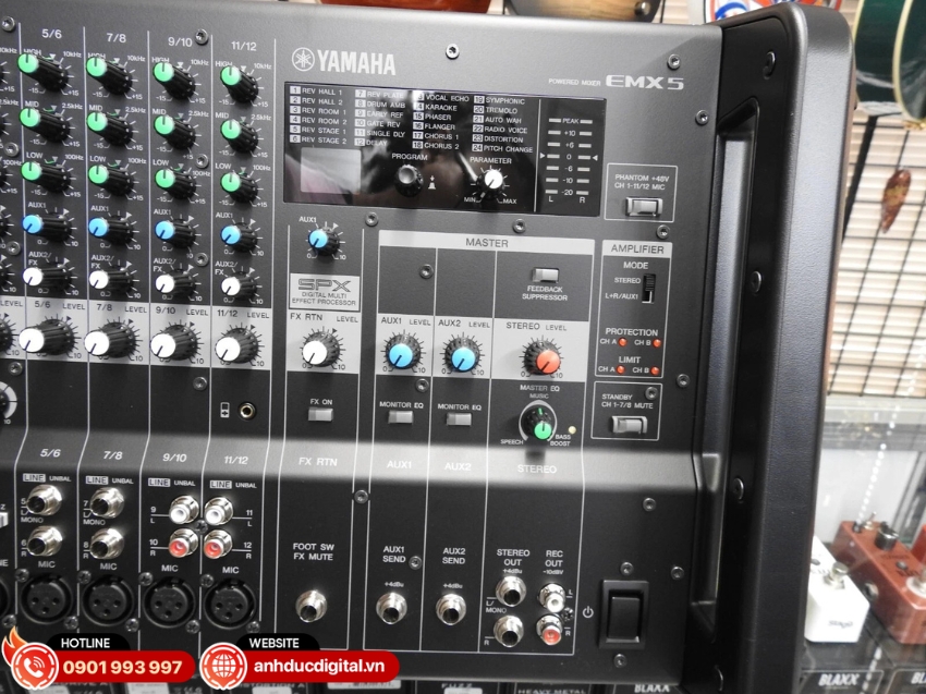 EMX5 được trang bị bộ xử lý hiệu ứng SPX