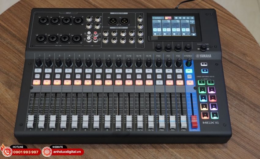 Mixer Yamaha MGX16 với 16 k&ecirc;nh trộn cho livestream v&agrave; thu &acirc;m