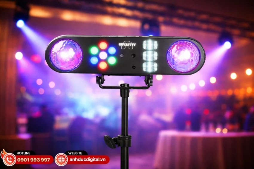 Đèn Fuzzix AllStar3 LED Party Light Effect được thiết kế theo dạng all-in-one