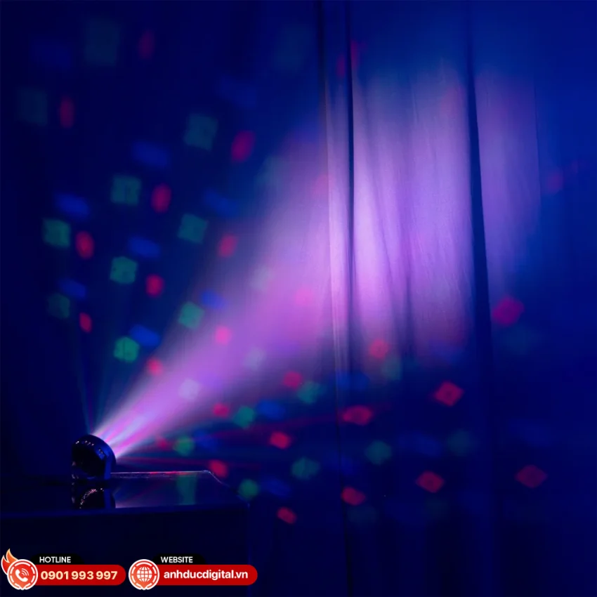 Fuzzix Comet M06 đạt độ s&aacute;ng 650 lux @1m