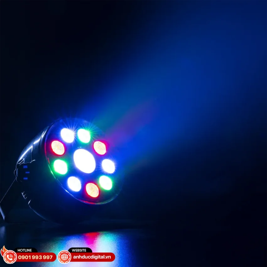 Fuzzix PLF15 Party Par RGB DMX sử dụng hệ m&agrave;u RGB