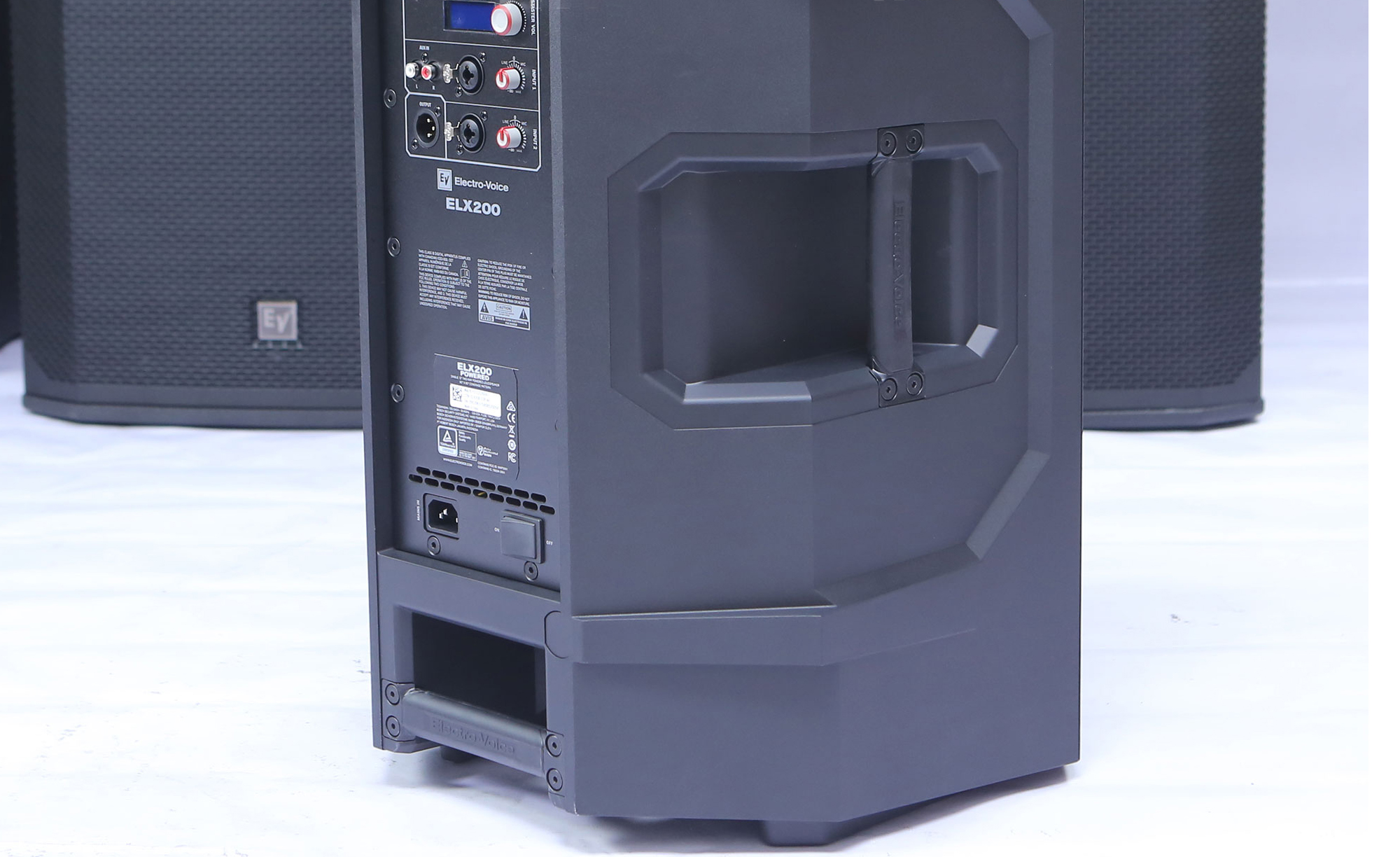 Electro-Voice ELX200-12P-AP 4