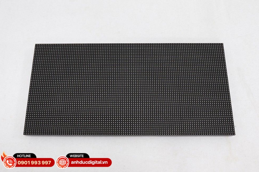 Lampro LC3.076P được trang bị công nghệ LED SMD2121