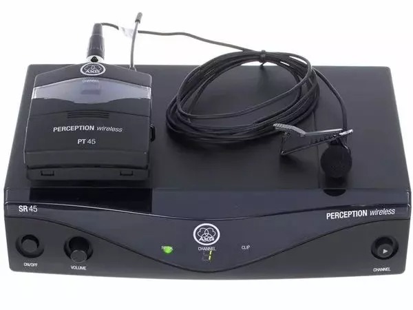 Micro AKG Perception Wireless 45 Presenter 1