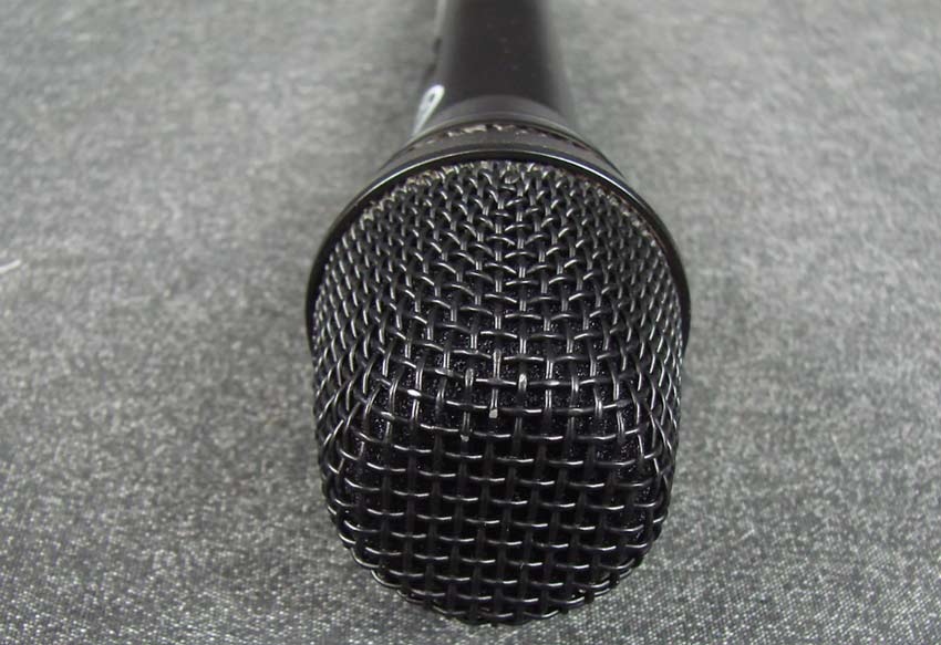AKG P3 S 13