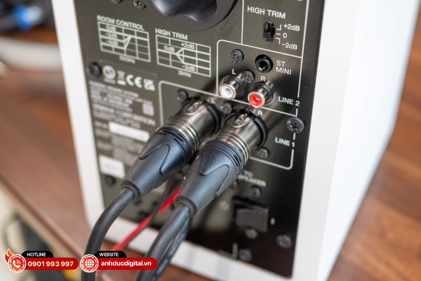 loa-kiem-am-yamaha-hs4 (4)