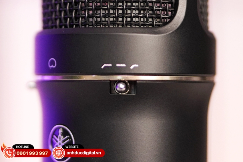 Micro Yamaha YCM705 được tích hợp bộ lọc tần số thấp