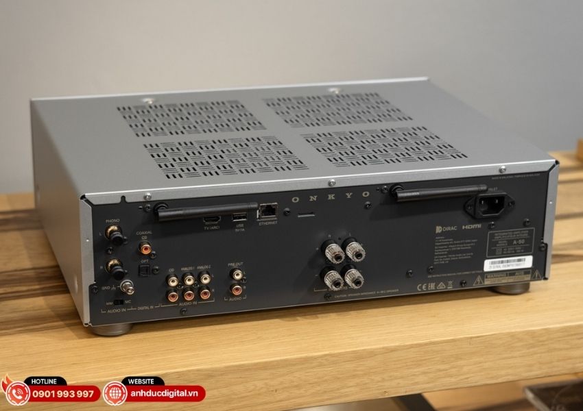 Cổng HDMI ARC v&agrave; Phono Onkyo A-50