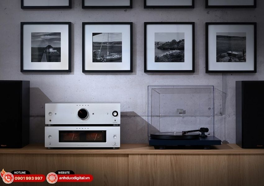 Mặt trước Amply Onkyo P80 d&ograve;ng Icon Series