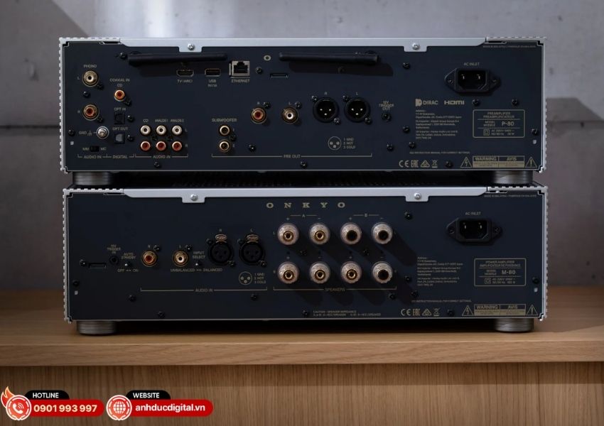 Cổng HDMI ARC v&agrave; Phono sau lưng Amply Onkyo P80