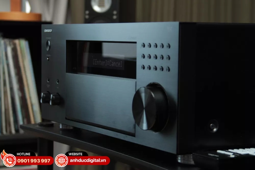 Onkyo TX-RZ70 trang bị chip giải m&atilde; ESS Sabre DAC cao cấp