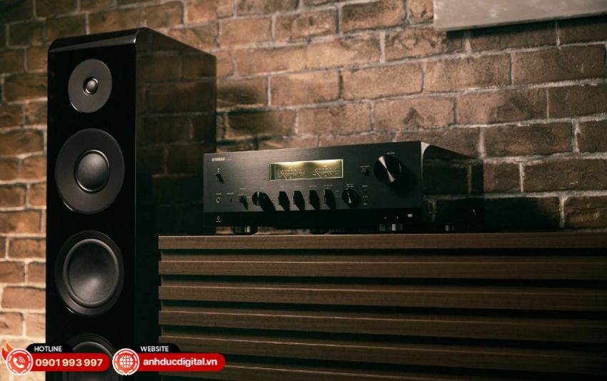 Amply Yamaha R-N2000A mang đến âm thanh trung thực và sống động