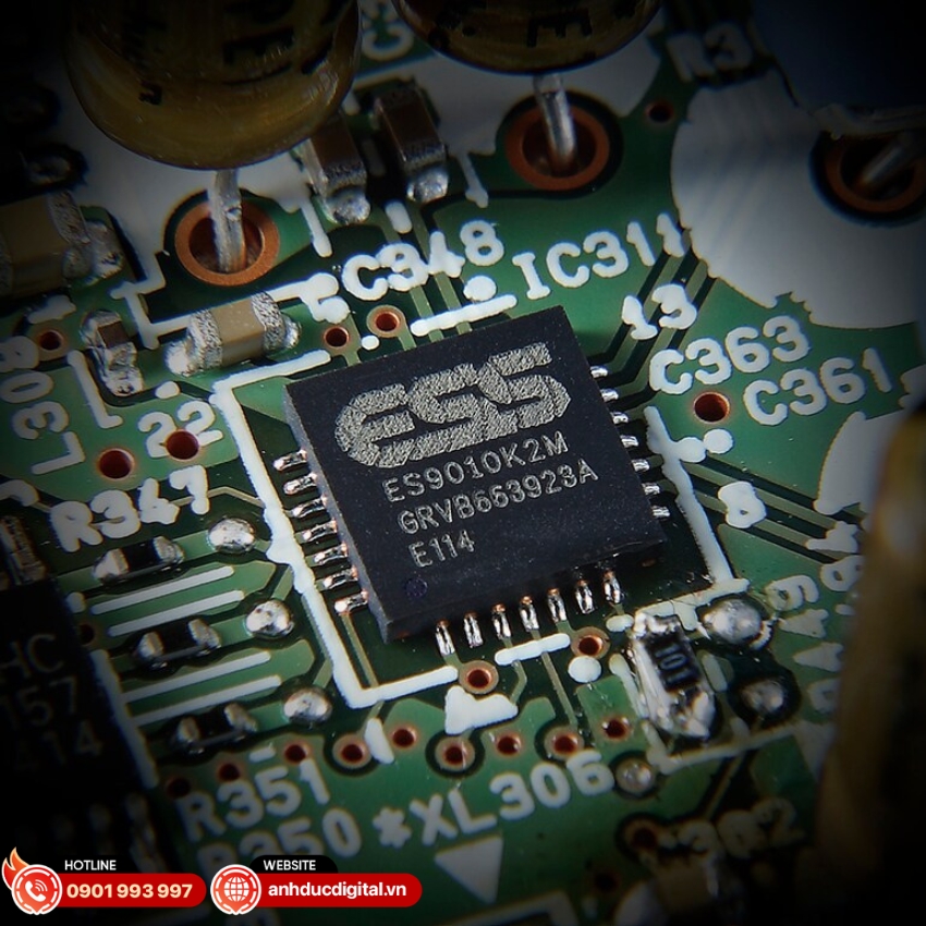 R-N600A sử dụng chip DAC ESS Sabre ES9010K2M