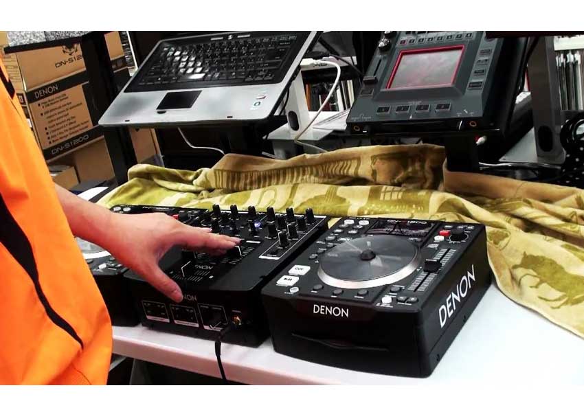 Denon DN-S1200 11