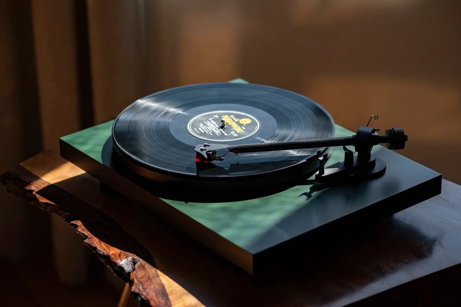 Pro-Ject Debut Carbon Evo 11