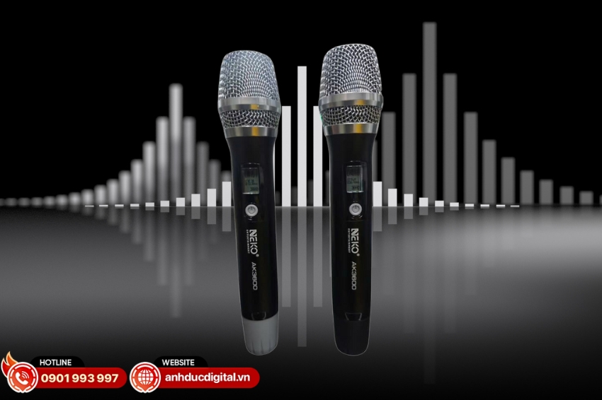 AK3600 trang bị 2 micro không dây cao cấp