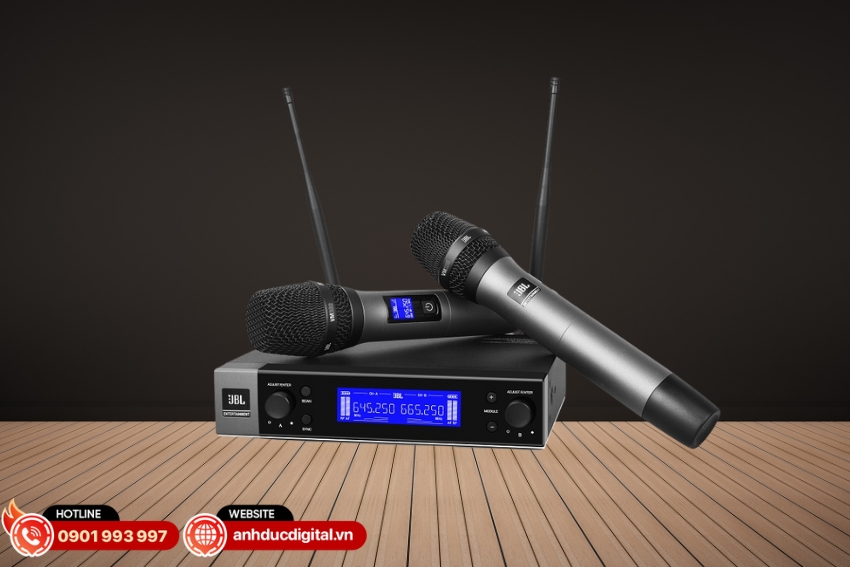 Hệ thống micro kh&ocirc;ng d&acirc;y JBL VM200 hoạt động trong dải tần 640&ndash;690MHz với 40 k&ecirc;nh lựa chọn