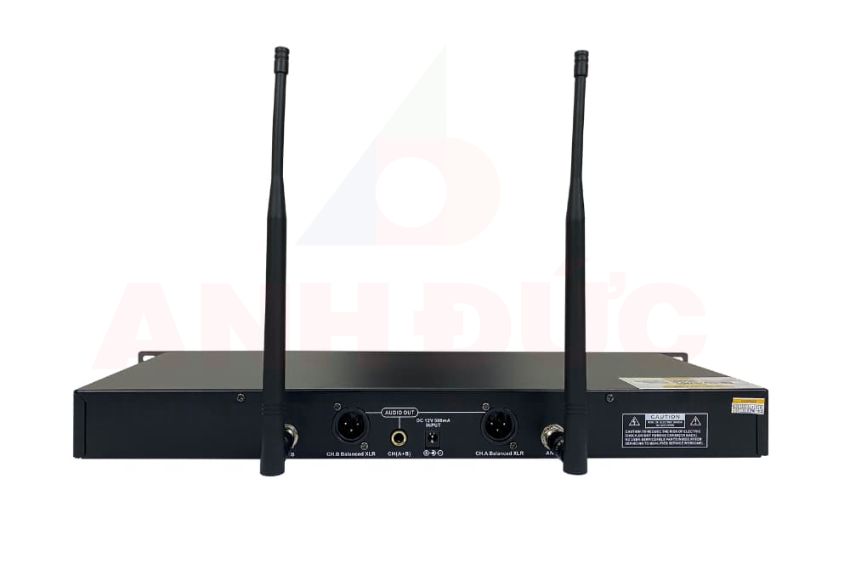 Thiết kế mặt sau của Neko CB688