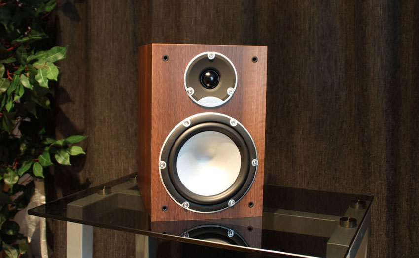 Loa Tannoy Mercury 7.2
