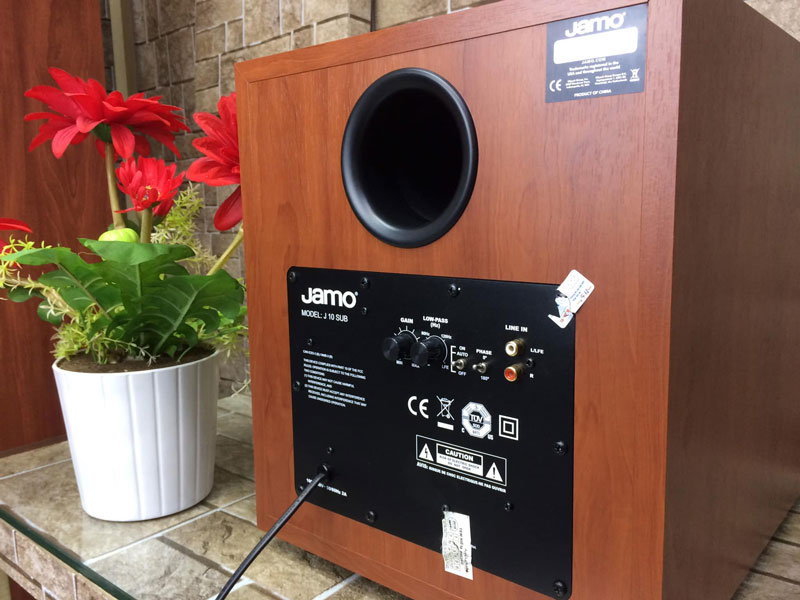 Jamo J10 11