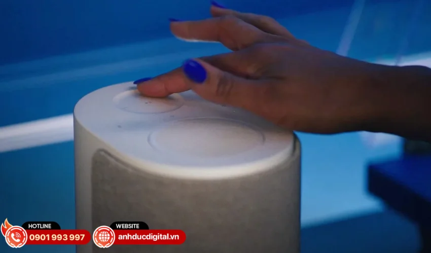 Bose Lifestyle Ultra Speaker c&oacute; thể điều khiển bằng giọng n&oacute;i th&ocirc;ng qua trợ l&yacute; ảo Alexa