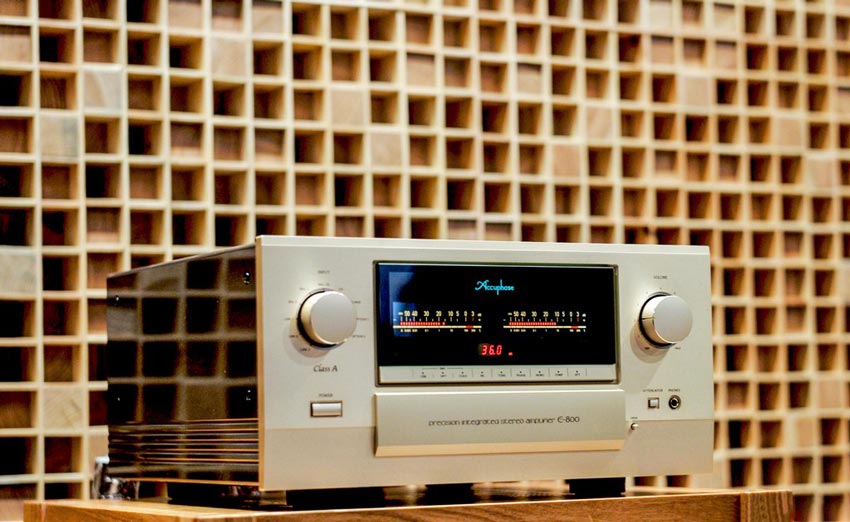 Accuphase E-800 12