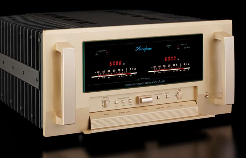 Accuphase A-70 12