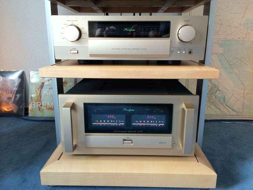 Accuphase A-70 15