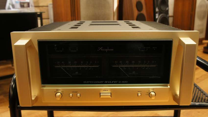 Accuphase P-6100 11