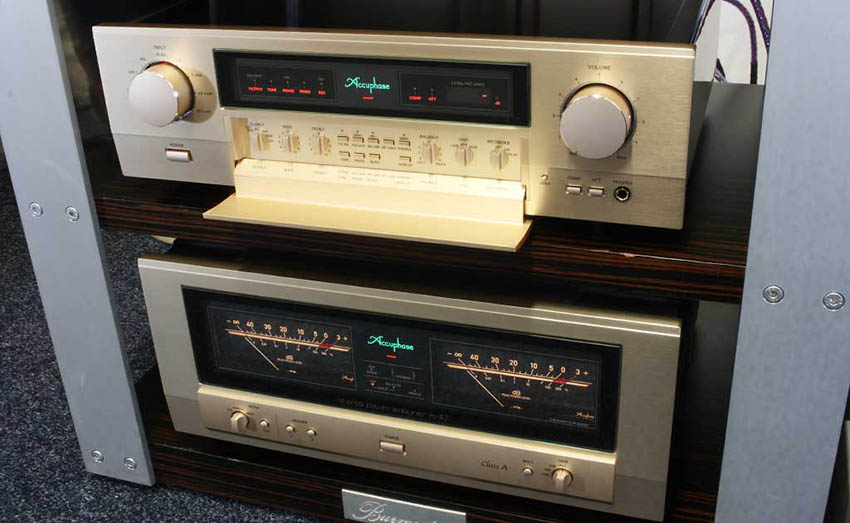 Accuphase C-2450 15