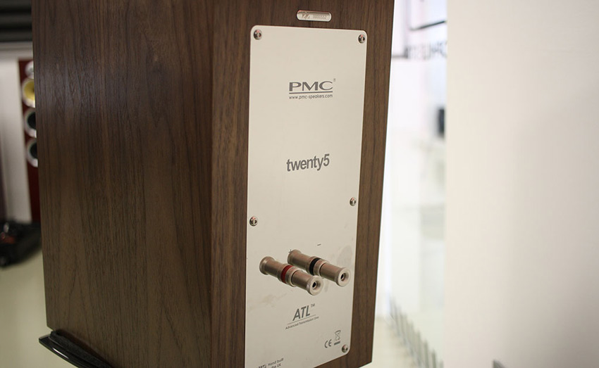 Loa PMC twenty5.22