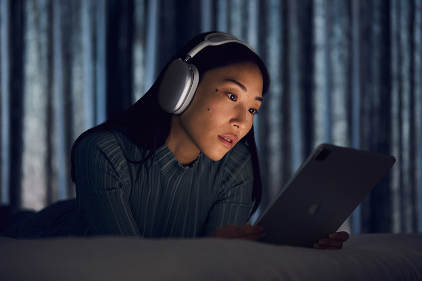 Apple AirPods Max 24