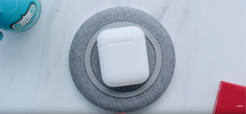 Apple Airpods 2 Wireless Charging Case 08