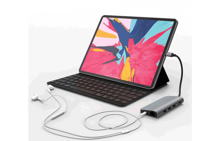 Hyperdrive Power 9 in 1 USB C Hub 07