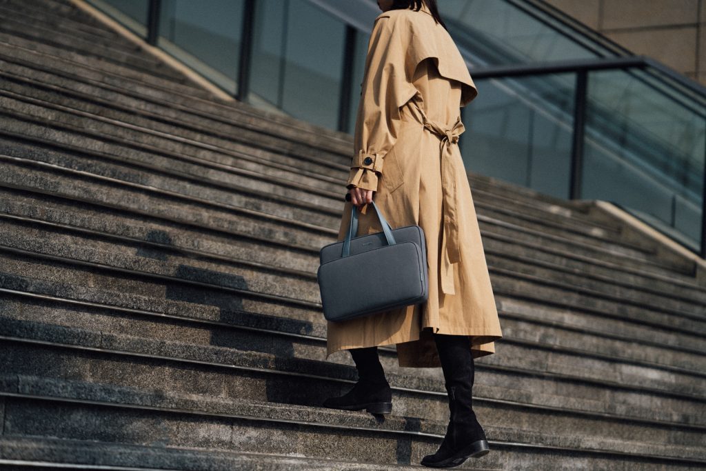 Tomtoc Briefcase Premium 31
