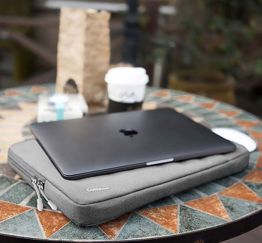 Túi Tomtoc Protective MB Pro 13 38
