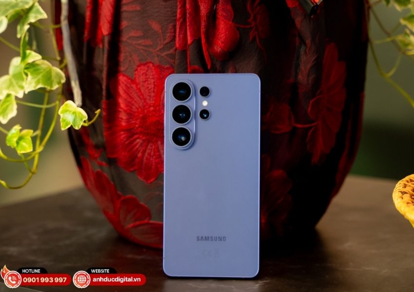 Video quay đ&ecirc;m Nightography sắc n&eacute;t từ Galaxy S26 Ultra