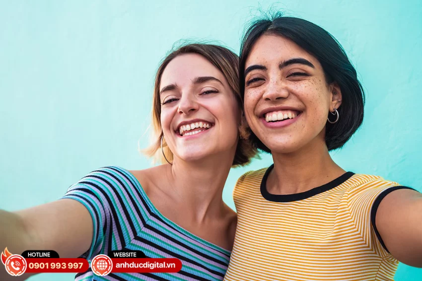 Galaxy A27 5G có camera trước 12MP giúp chụp ảnh selfie với độ chi tiết tốt và màu sắc tự nhiên