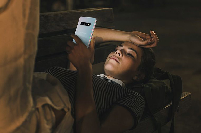 Chia sẻ pin không dây