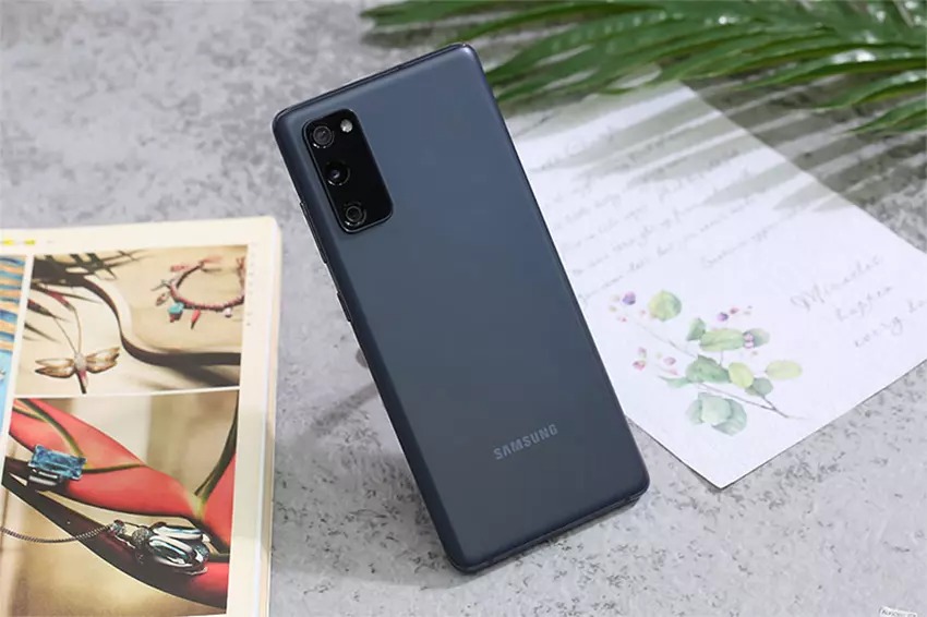 Hiệu năng mạnh mẽ với Snapdragon 865