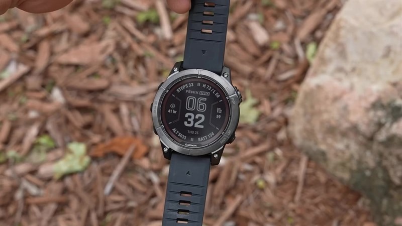 Hỗ trợ chế độ tập luyện trong nhà và ngoài trời